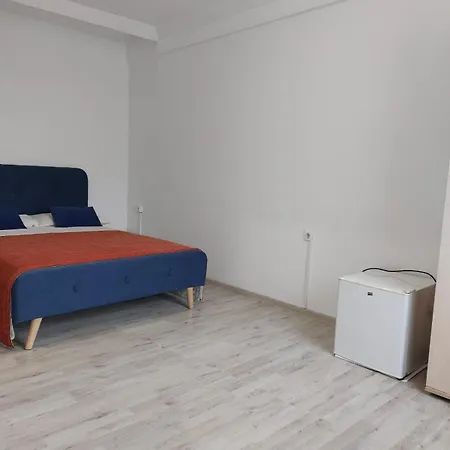 Oda ve Kahvaltı Nr 47 Ap 6 Int 2 *